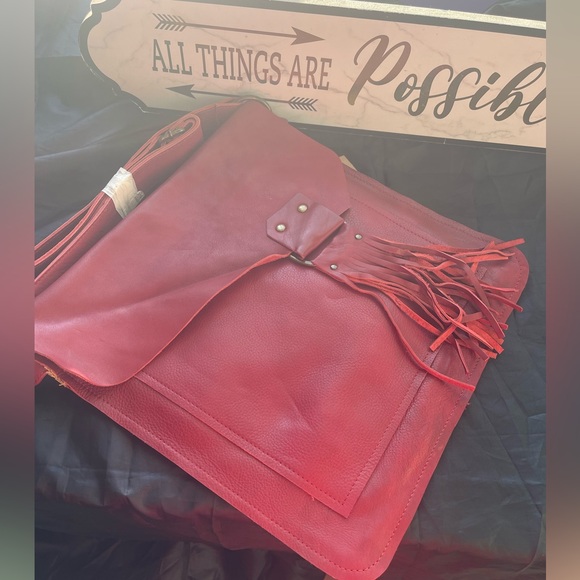 LISA LEONARD Deep Ruby Red Leather Cross-body Handbag - - Picture 3 of 12